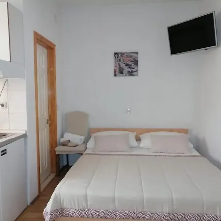 Apartments Veselko Makarska Buitenkant foto