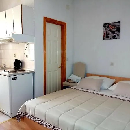 Apartments Veselko Makarska Buitenkant foto