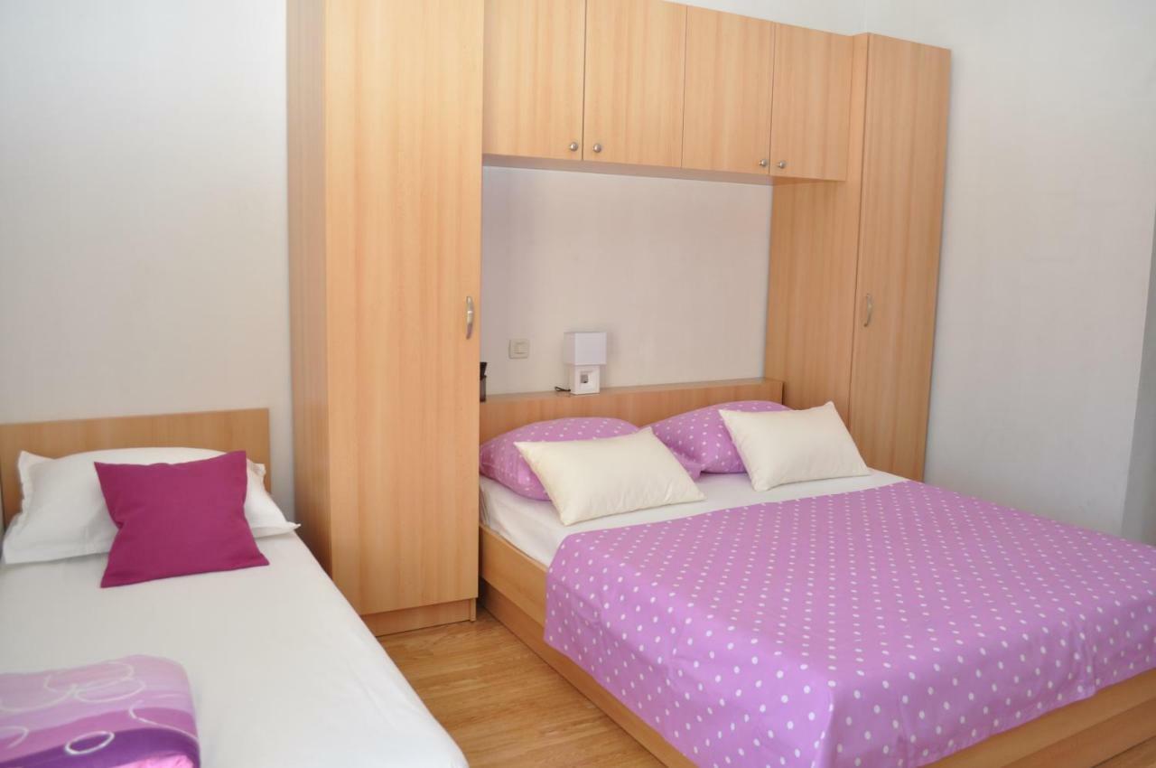 Apartment Veselko Makarska