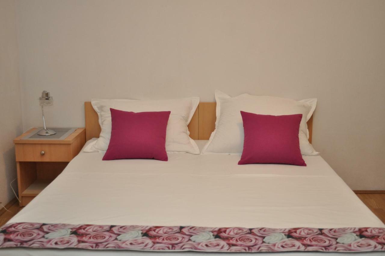 Veselko Apartment Makarska